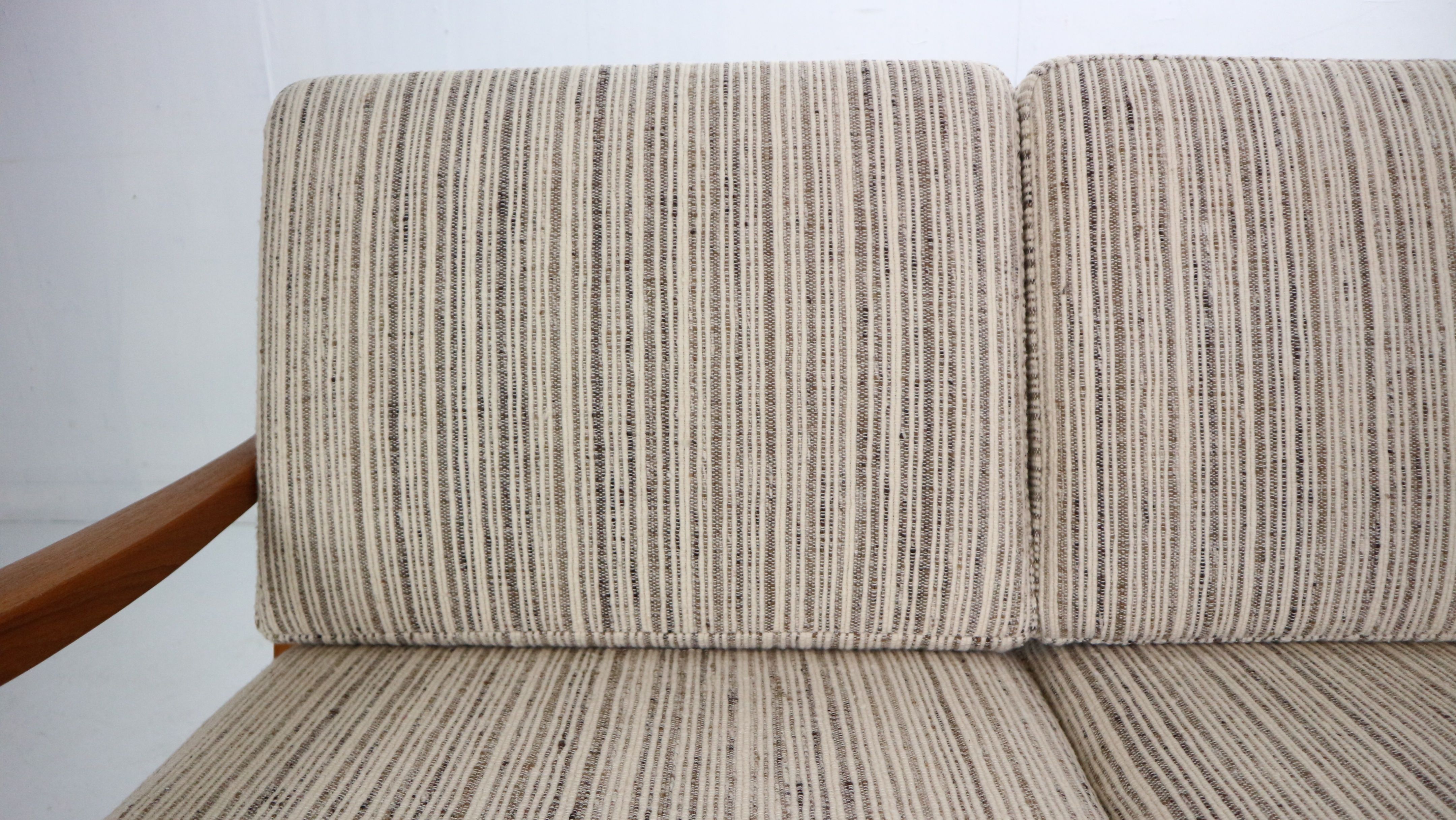 Ole Wanscher Senator 166 Teak 2-Seater Sofa for France & Søn, 1960 Denmark