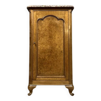 Pierrefeu in Lyon: Napoleon III style ceremonial furniture under magnifying glass