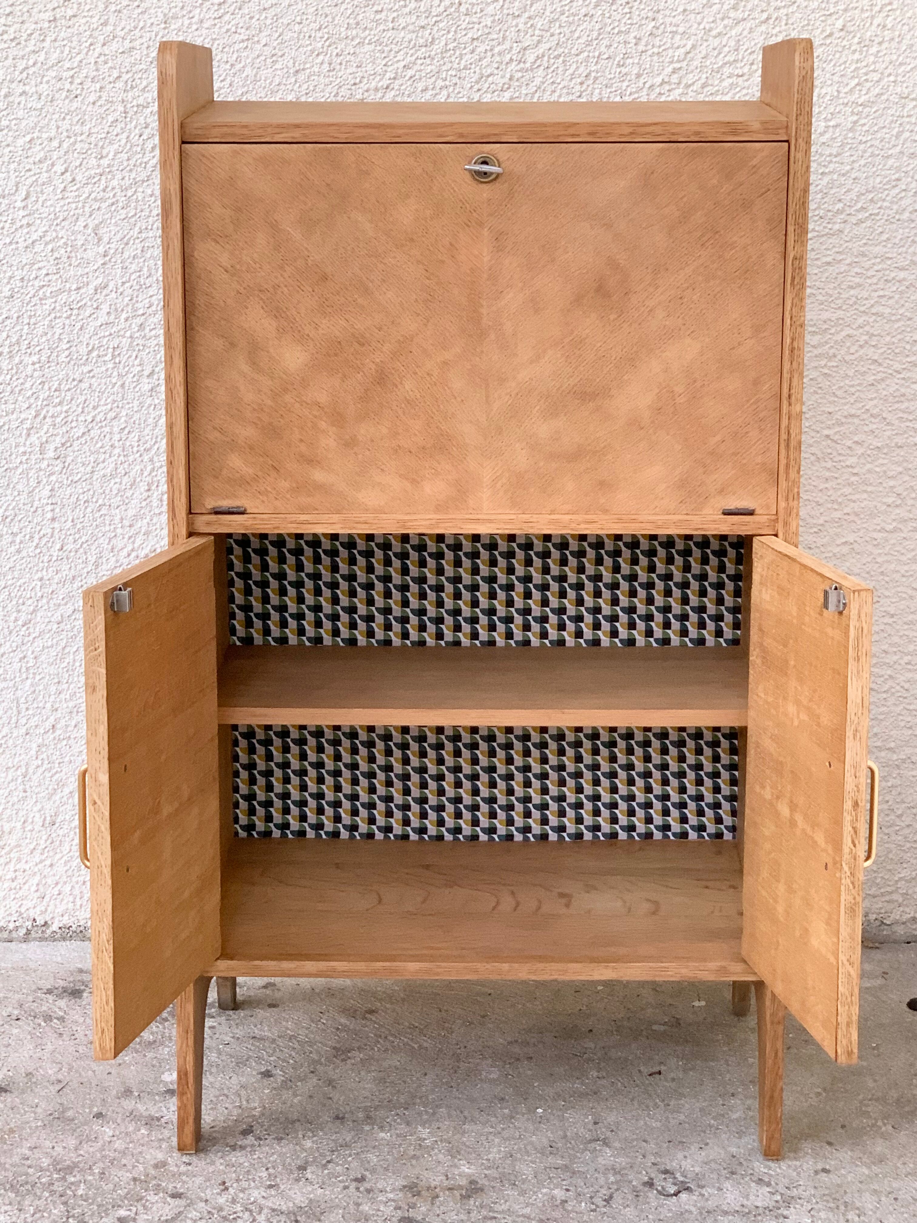 Secretary vintage feet aileron 1950