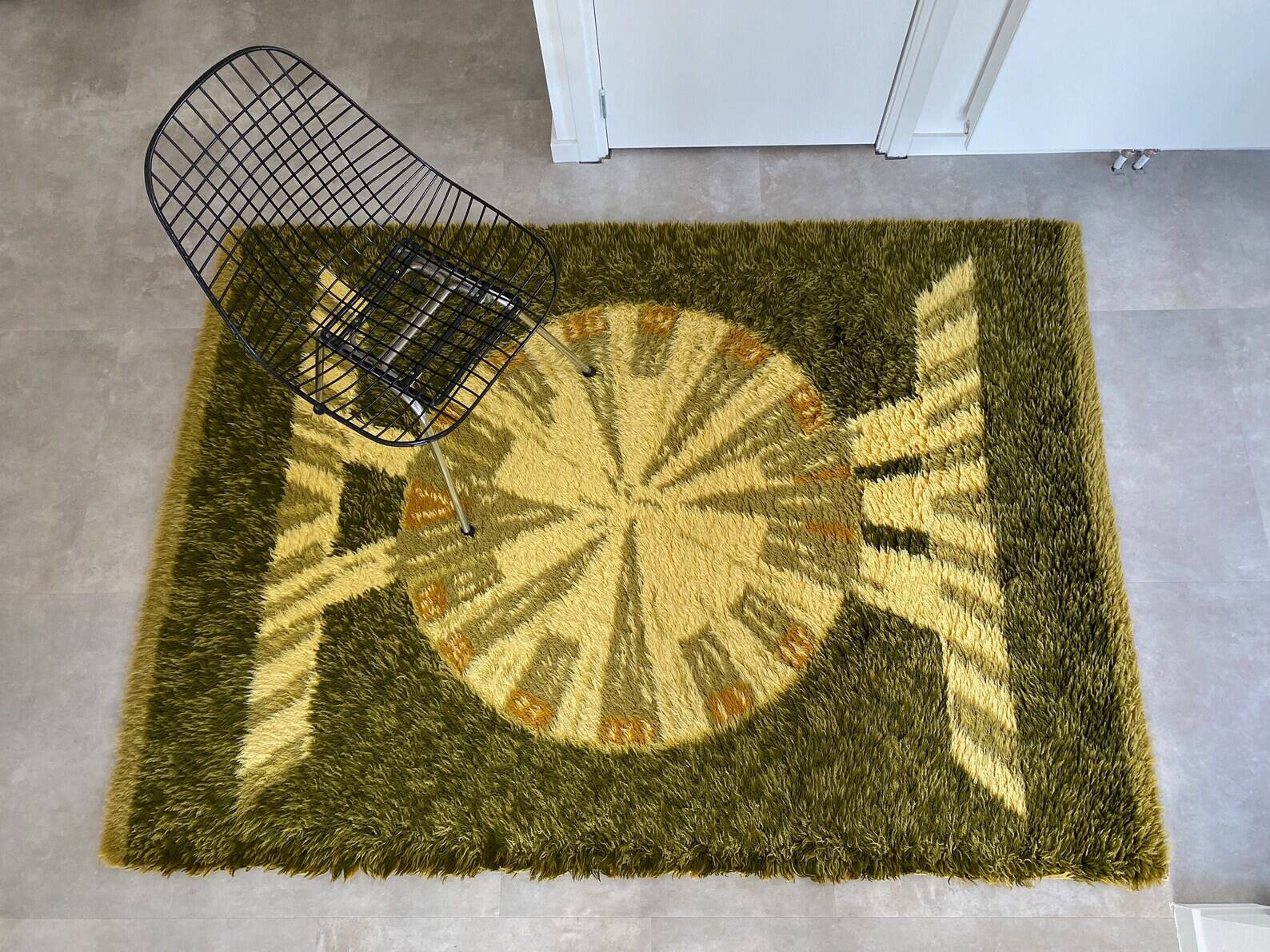 Large green Mid Century Rya rug / carpet