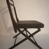Ancienne chaise d'enfant pliante en fer forgé. Début XXème.