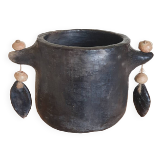 Cache pot
