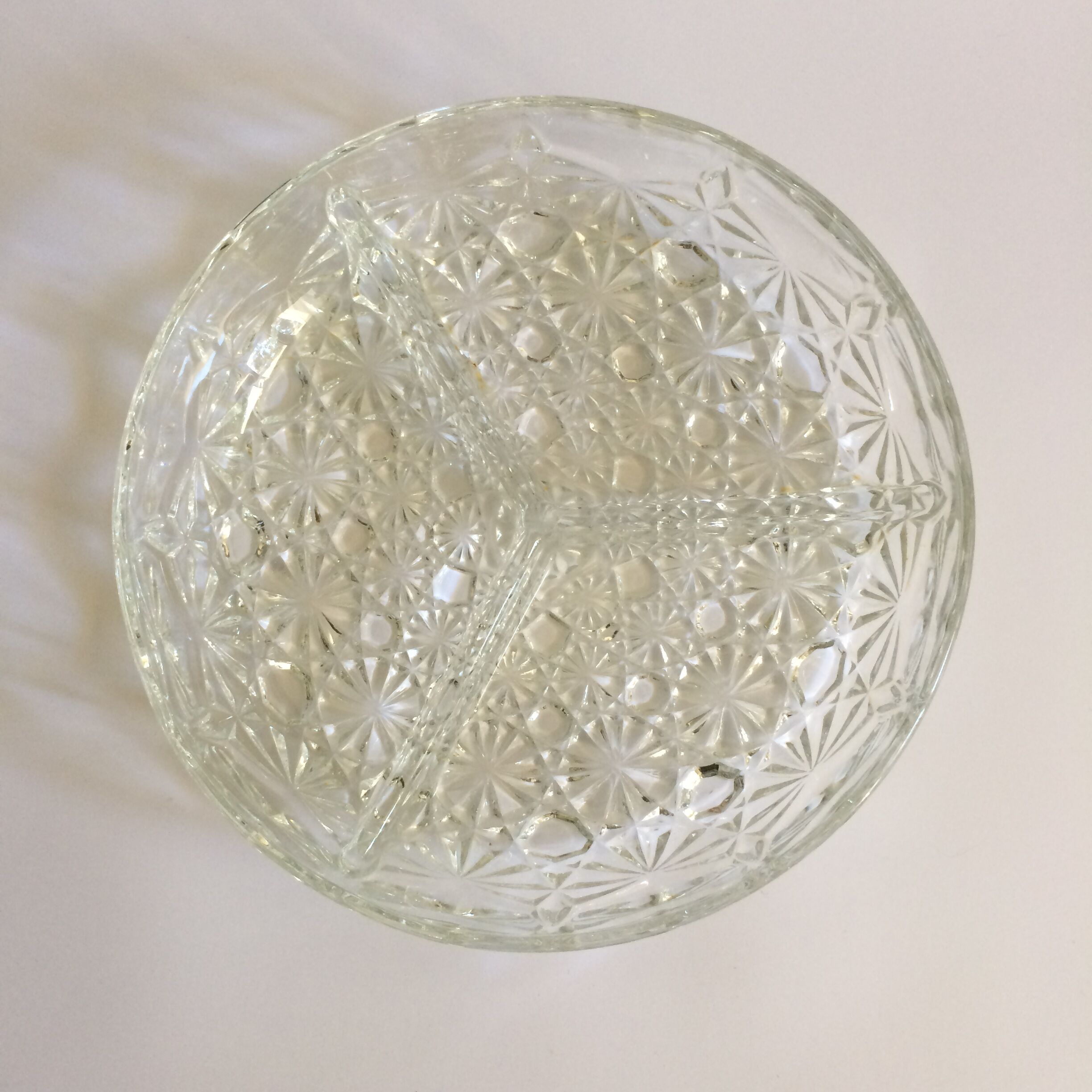 Plateau en verre ciselé