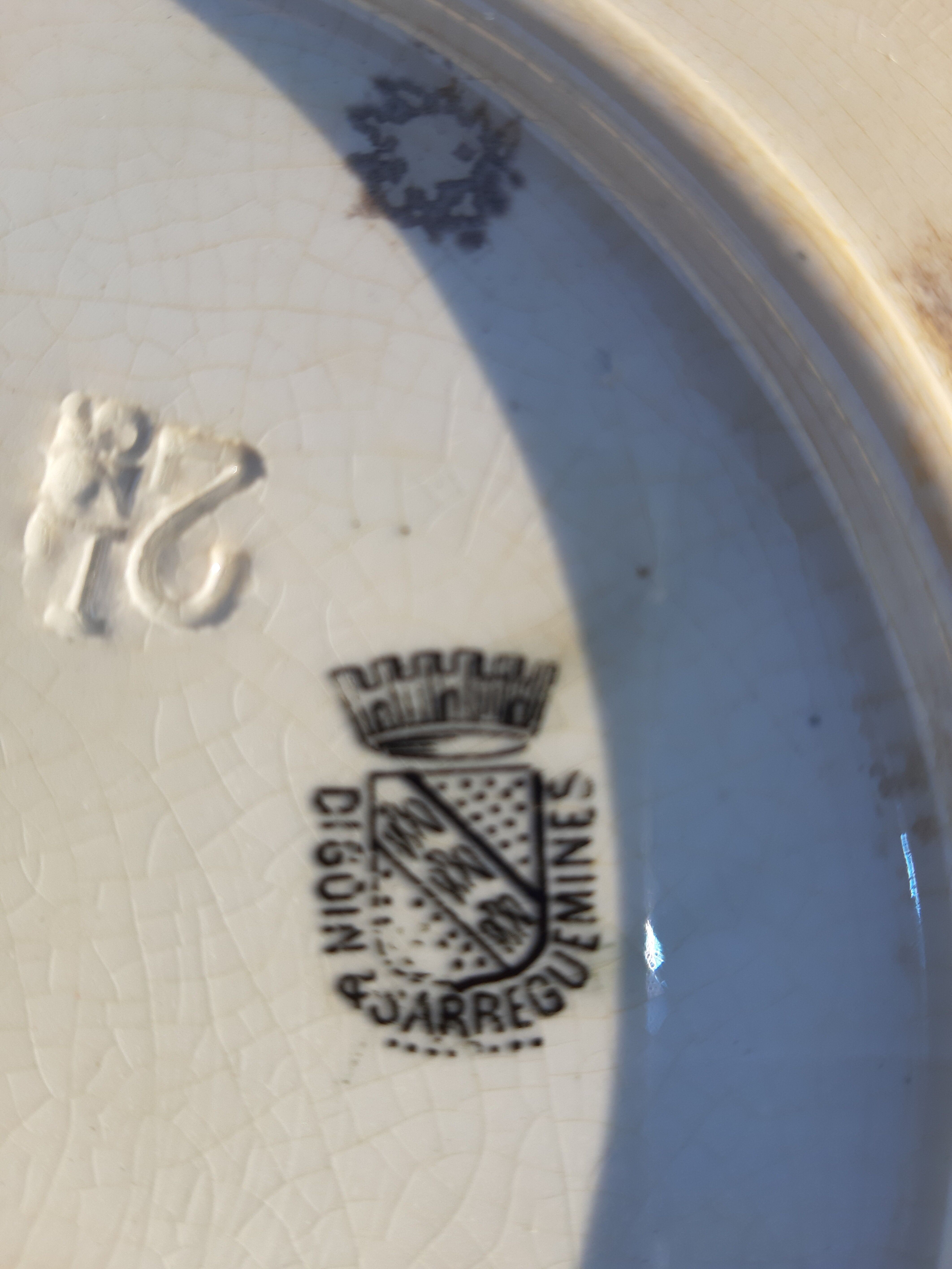 7 Digoin Sarreguemines plates in earthenware
