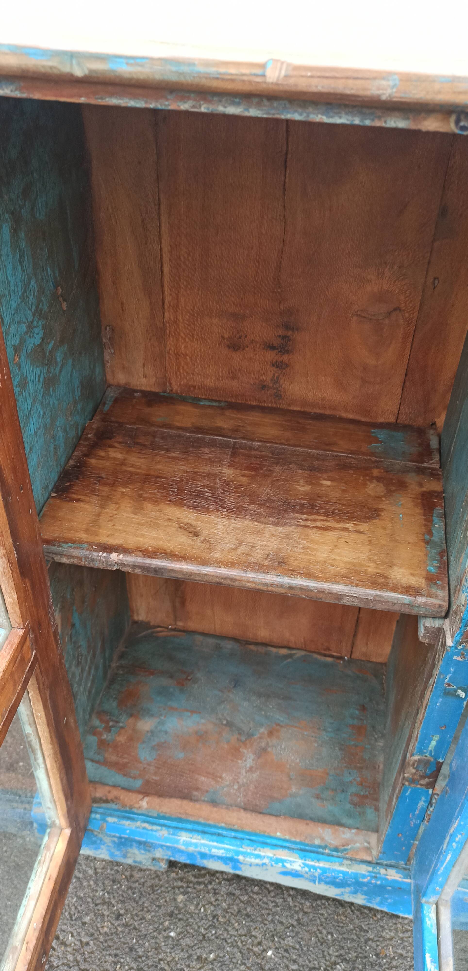 Small wooden display buffet
