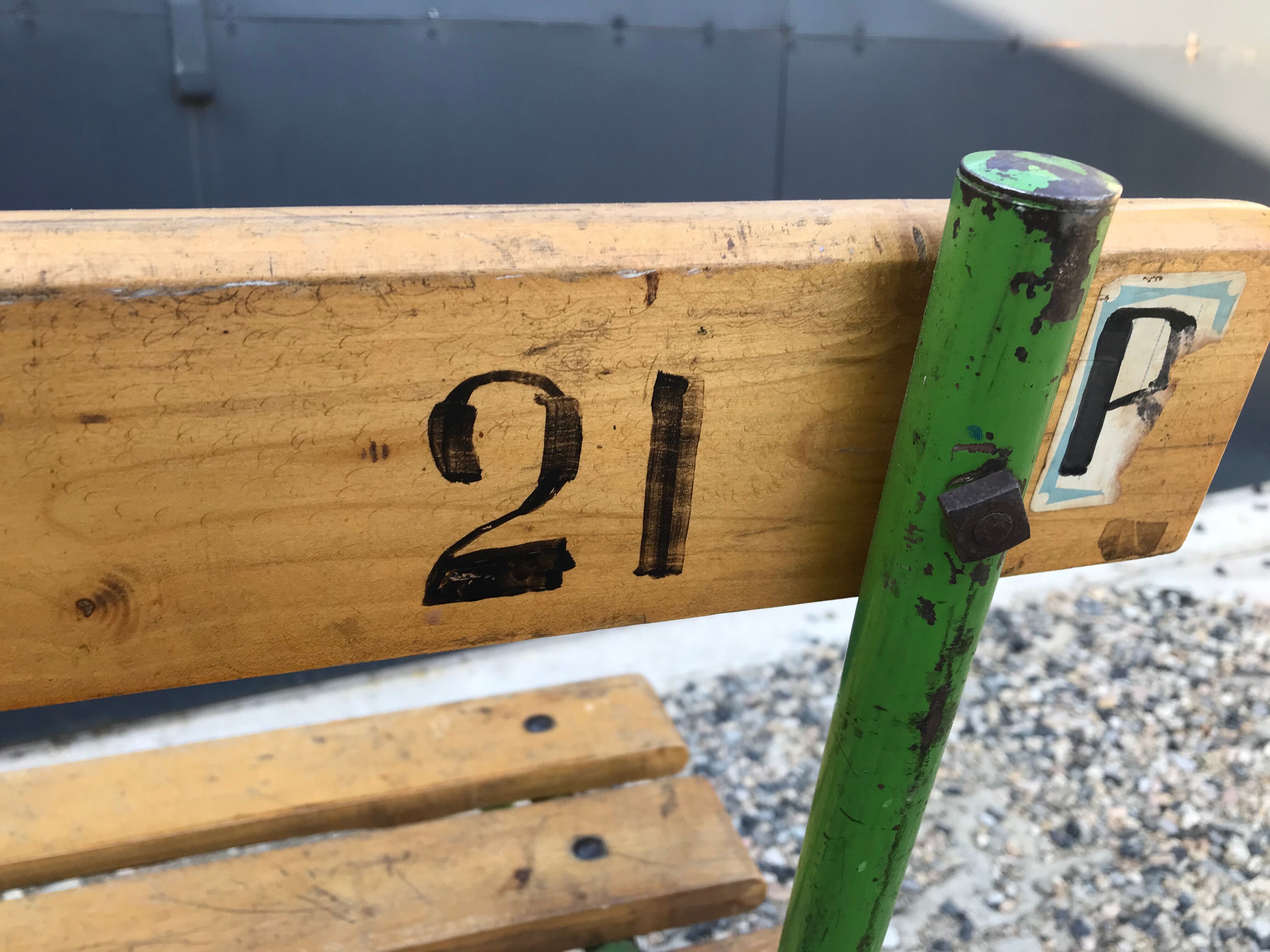 Old school bench year 50