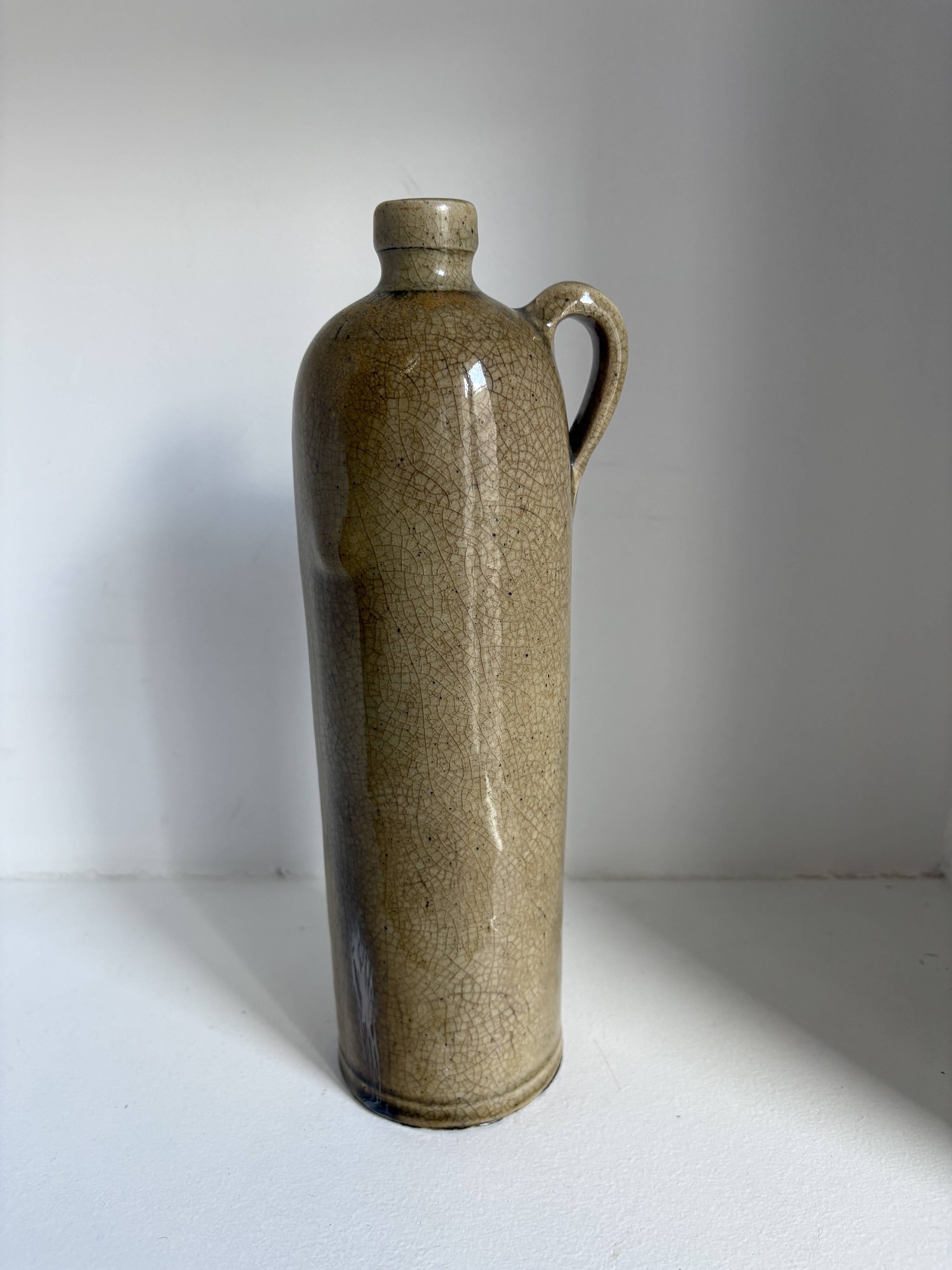 Set of 22 decorative items
