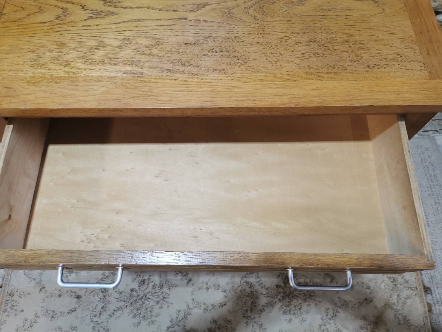 Commode vintage