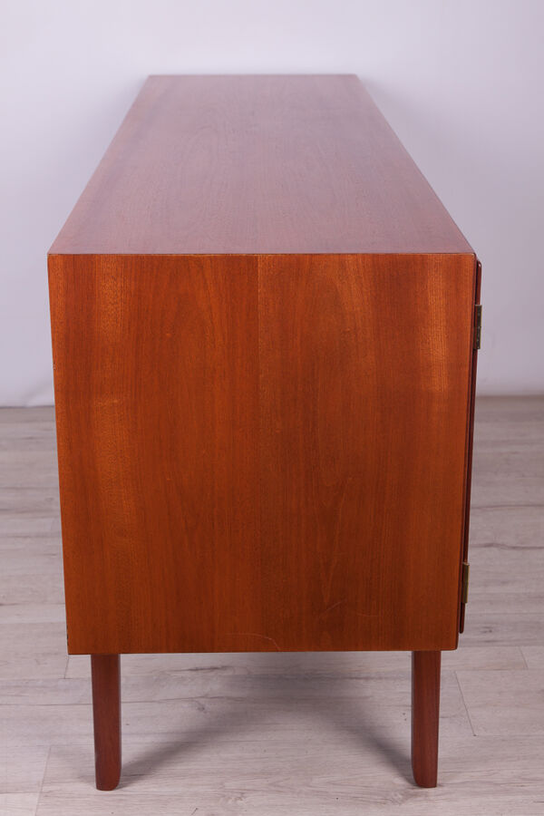 Enfilade par Ole Wanscher pour Poul Jeppesens Furniture Factory, 1960