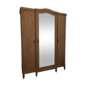 Large wardrobe with large painted and patinated beveled mirror