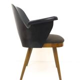 Beautiful modernist armchairs in the style of Oswald Haerdtl, Backhausen, Austria.