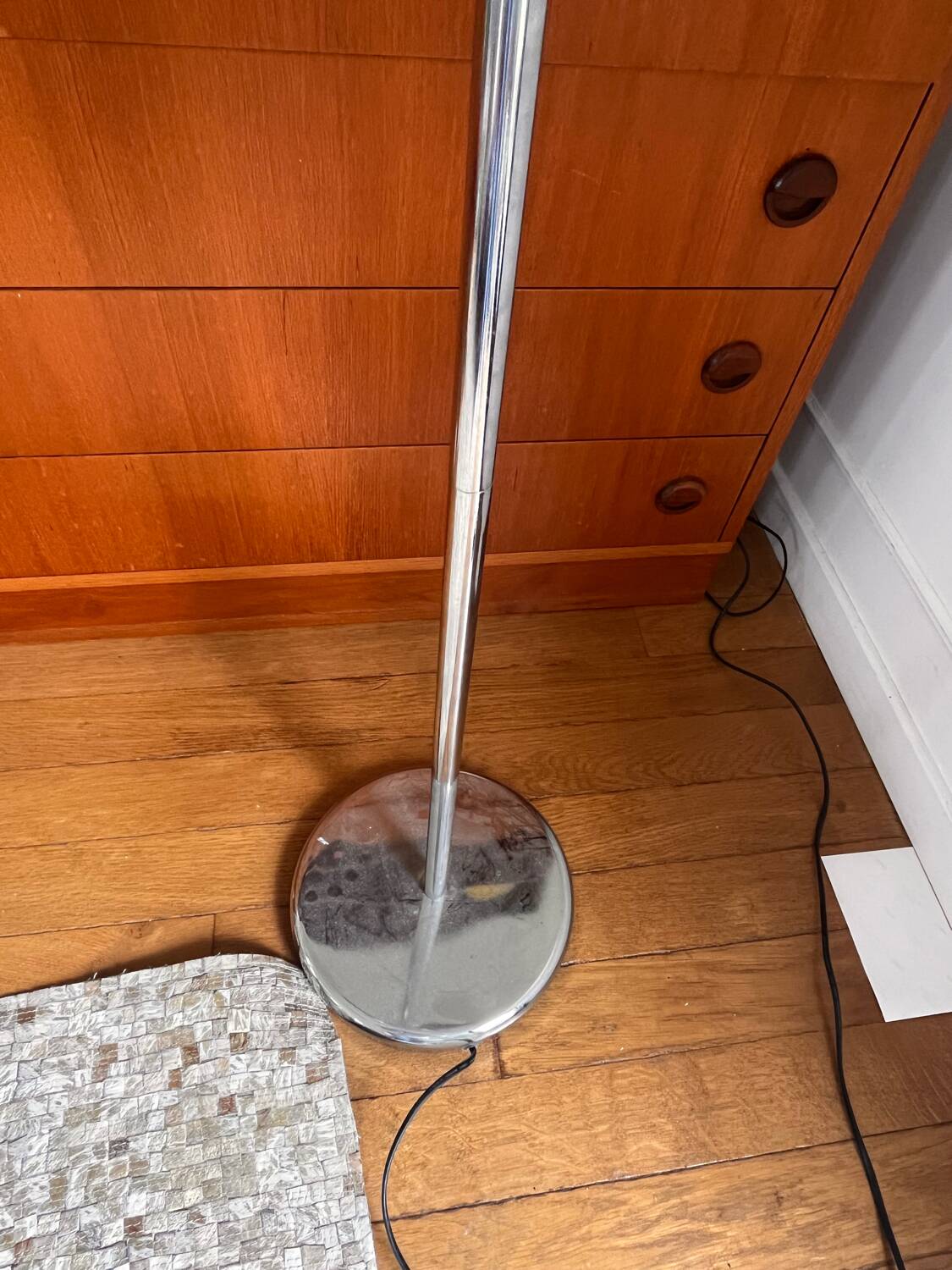 Vintage chrome floor lamp with double adjustable globe – 70s / Spa style