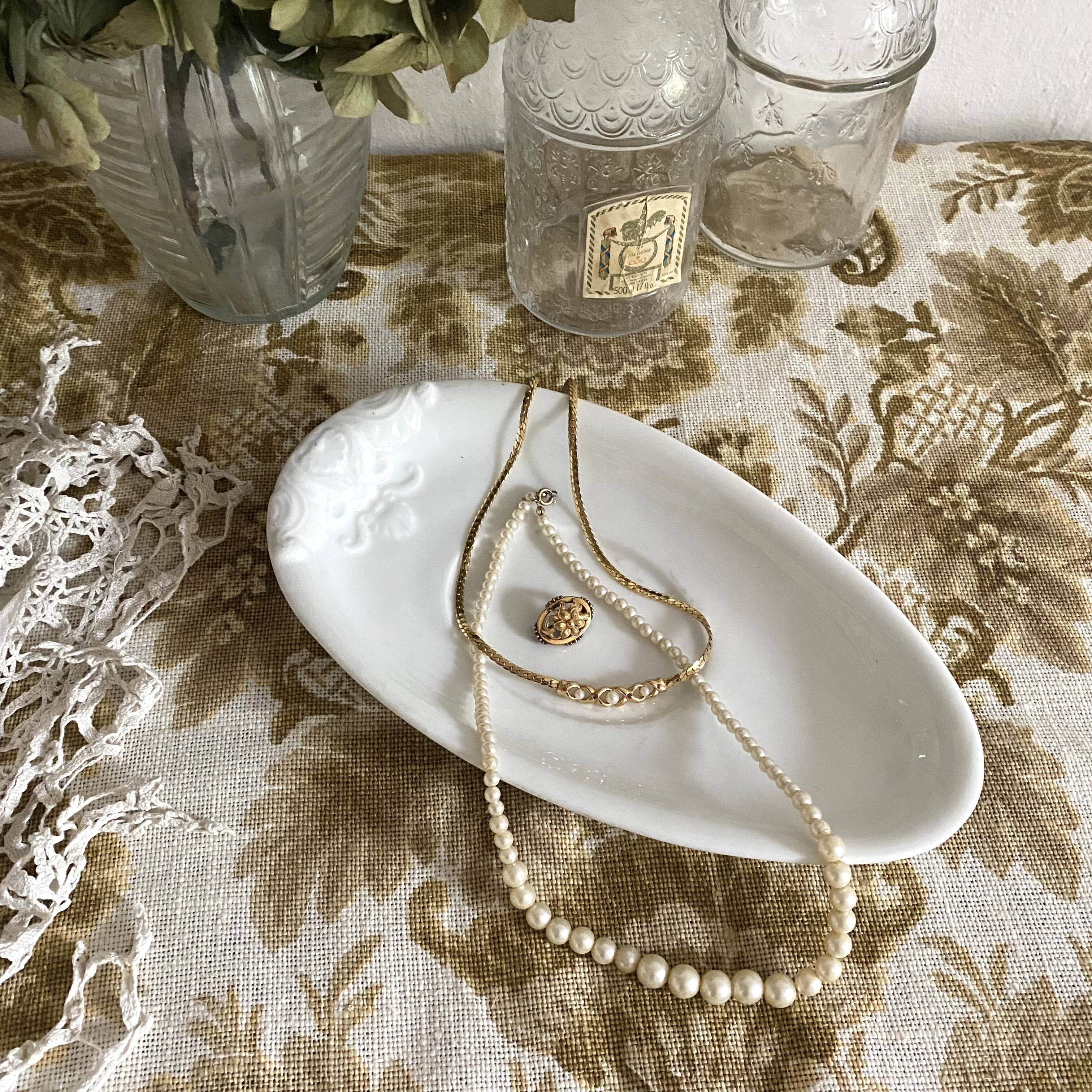 Old porcelain soap dish