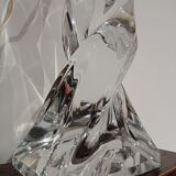 Twisted lamp foot with rectangular base in Baccarat crystal.