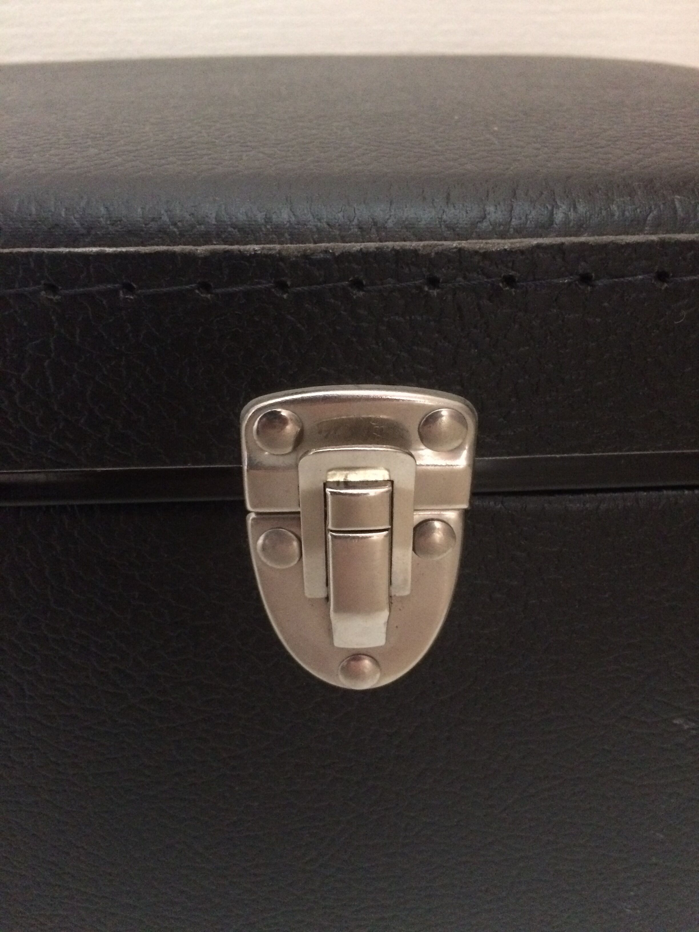 A half years black suitcase 60