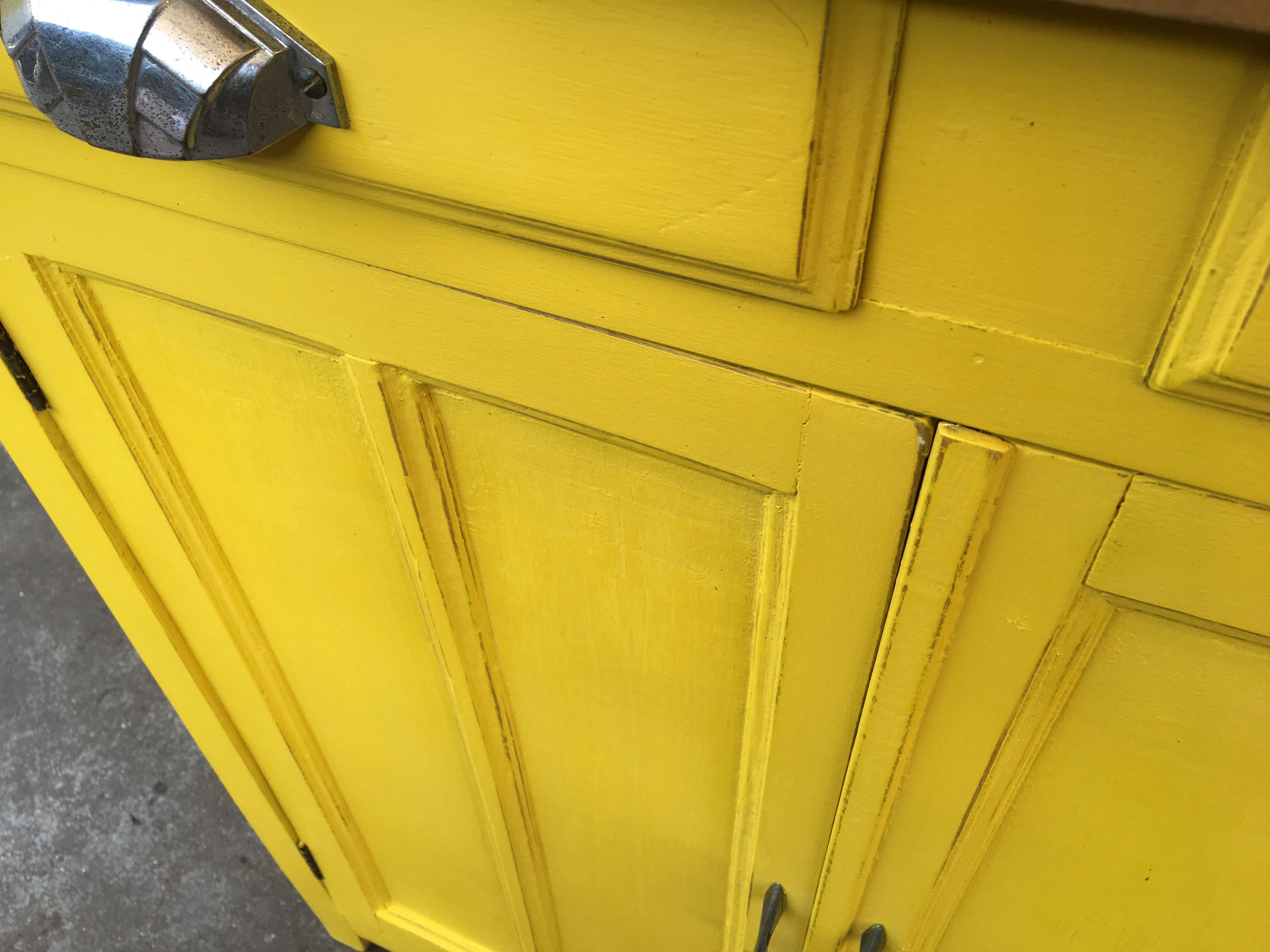 Former parisian buffet