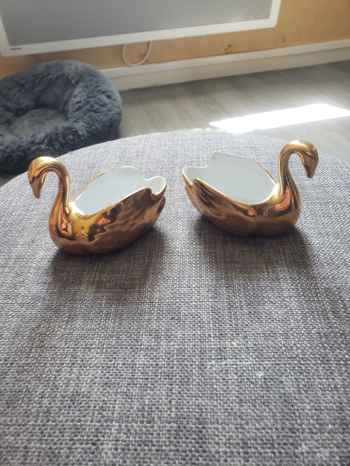 2 golden swans