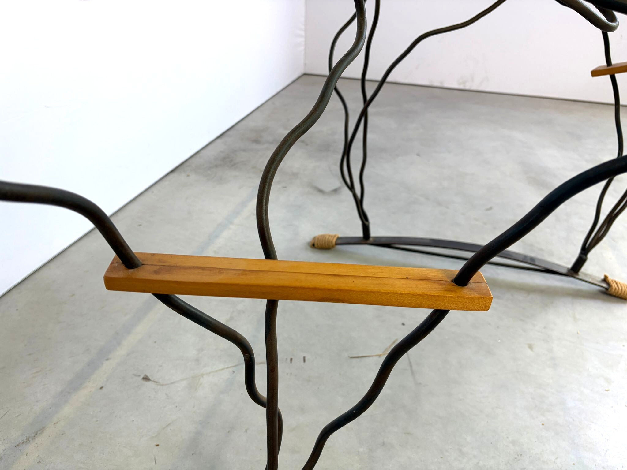 Table à manger vintage en fer forgé et verre, années 1970