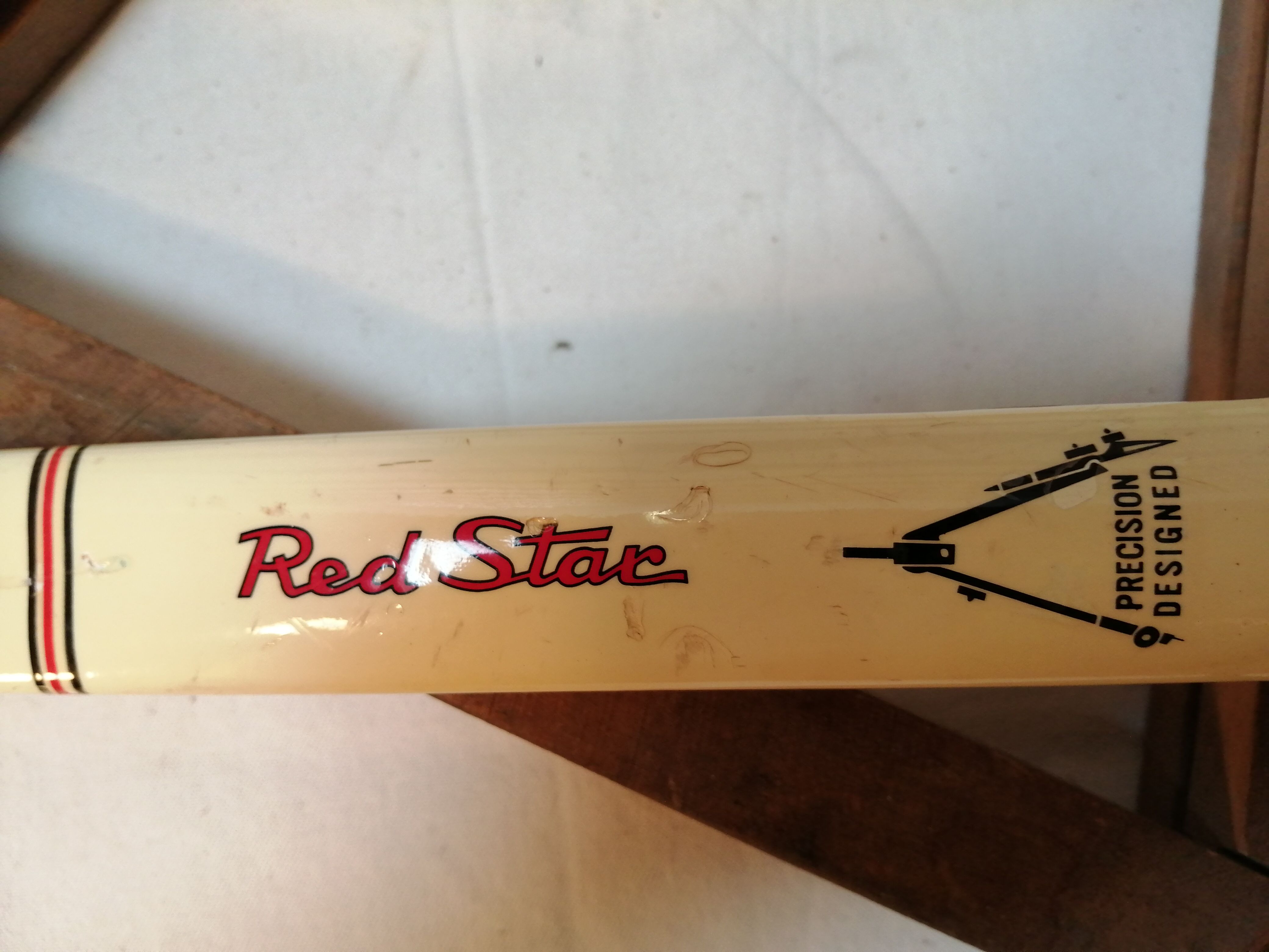 Vintage tennis racket Red star Montana
