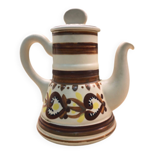 Théière à motif fait