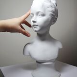 Bust of Louise Brongniart after Houdon, white biscuit Tharaud Limoges 20th century.