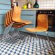 Suite 6 chaises Galvanitas en pagwood