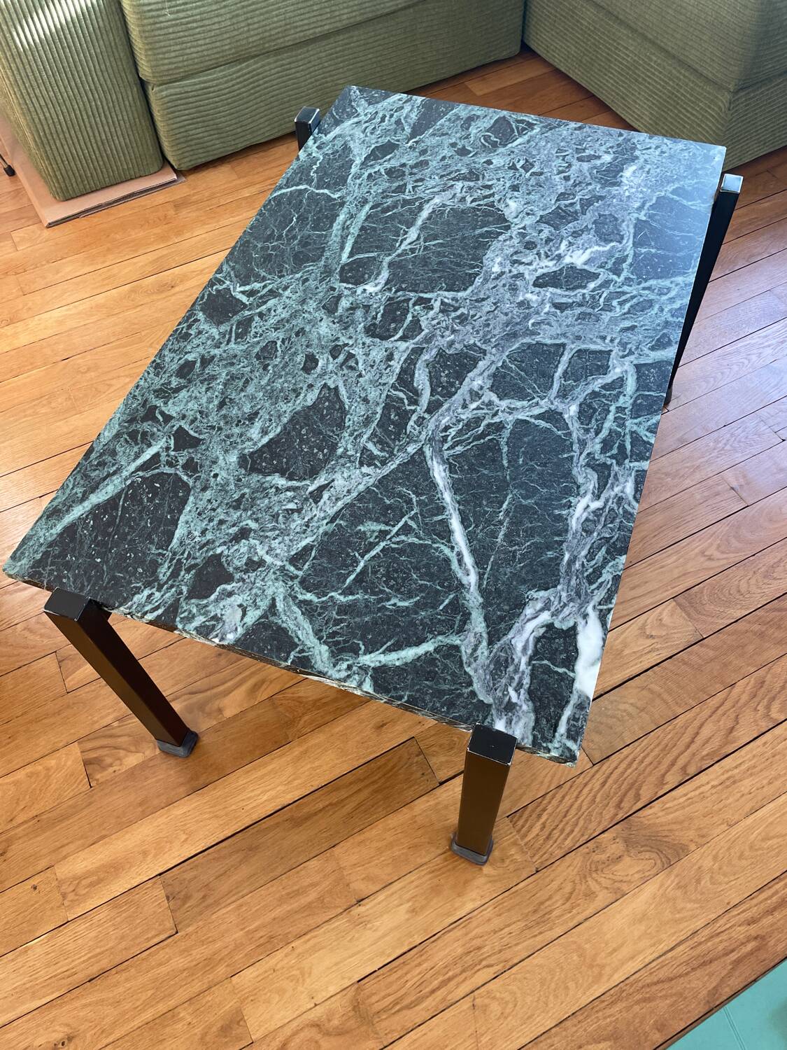 Italian marble coffee table from the 50s and 60s