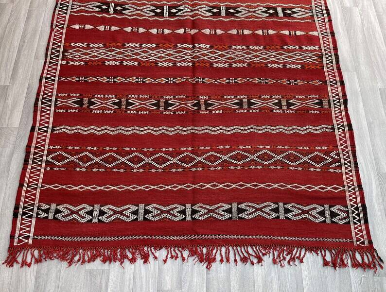 Old Zemmouri Kilim, Faltisse Berber Rug, Handmade Moroccan Carper, Home Decor