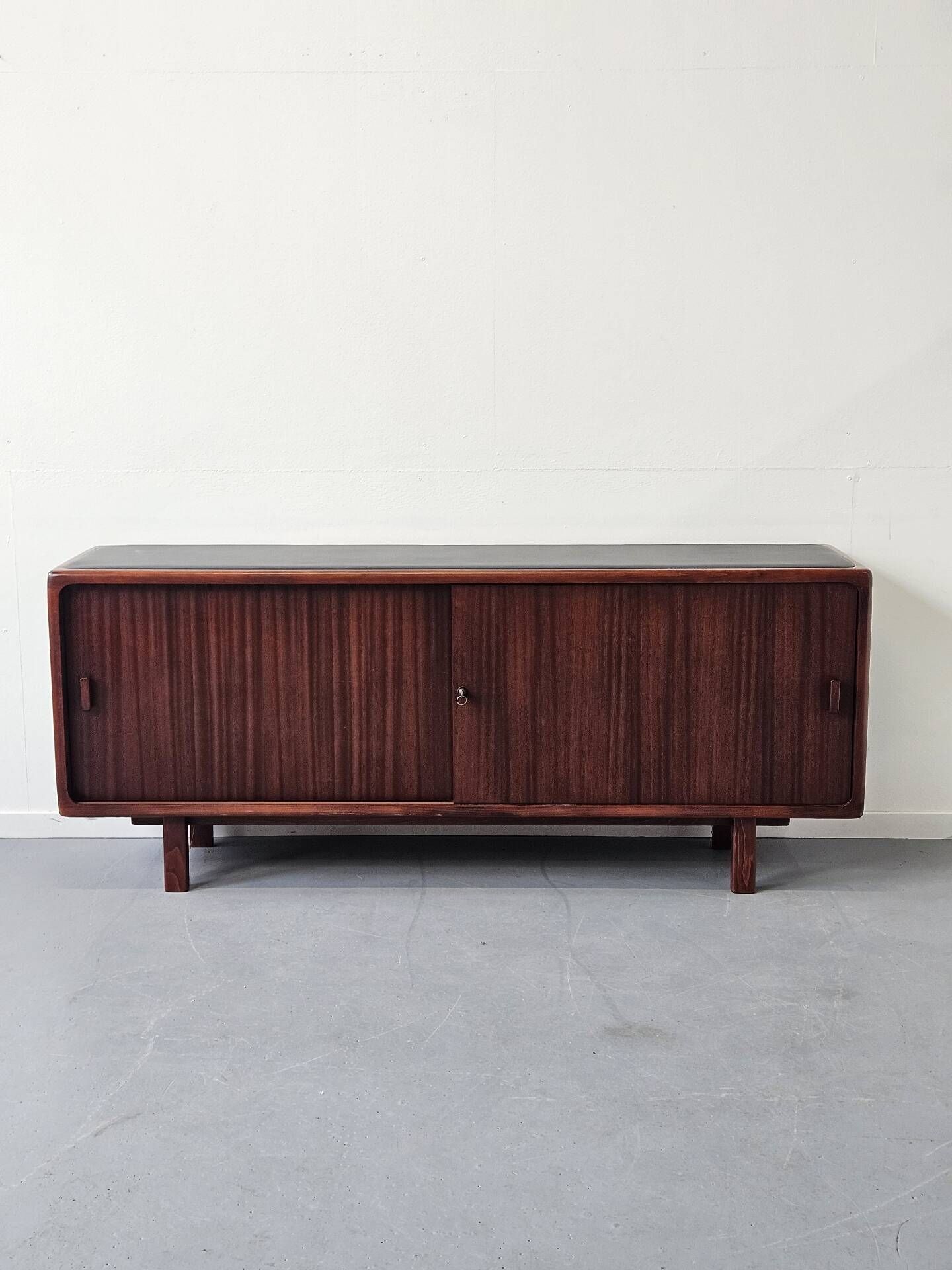 Enfilade vintage design en teck et cuir , années 70