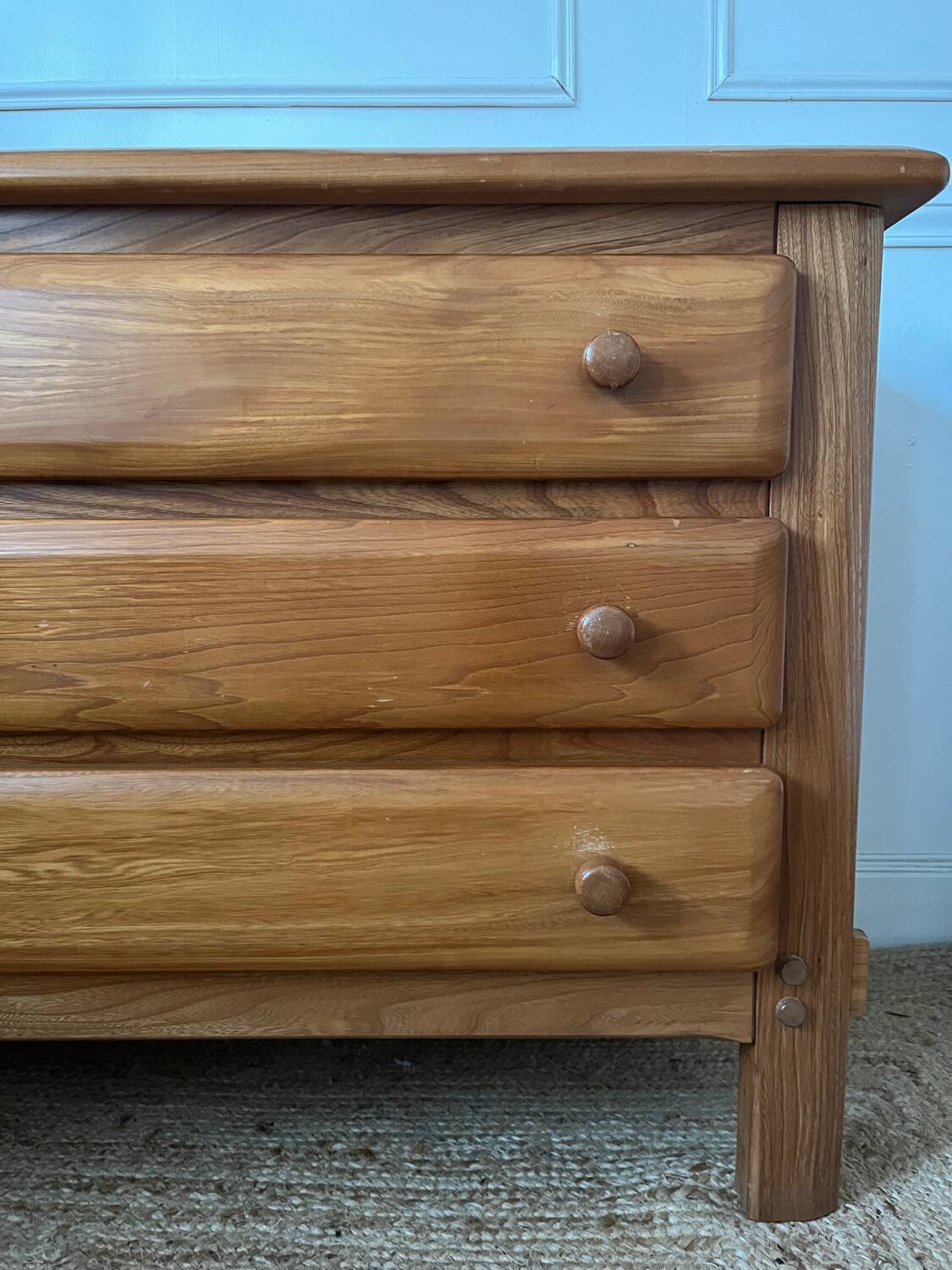 Commode en orme massif esprit Maison Regain