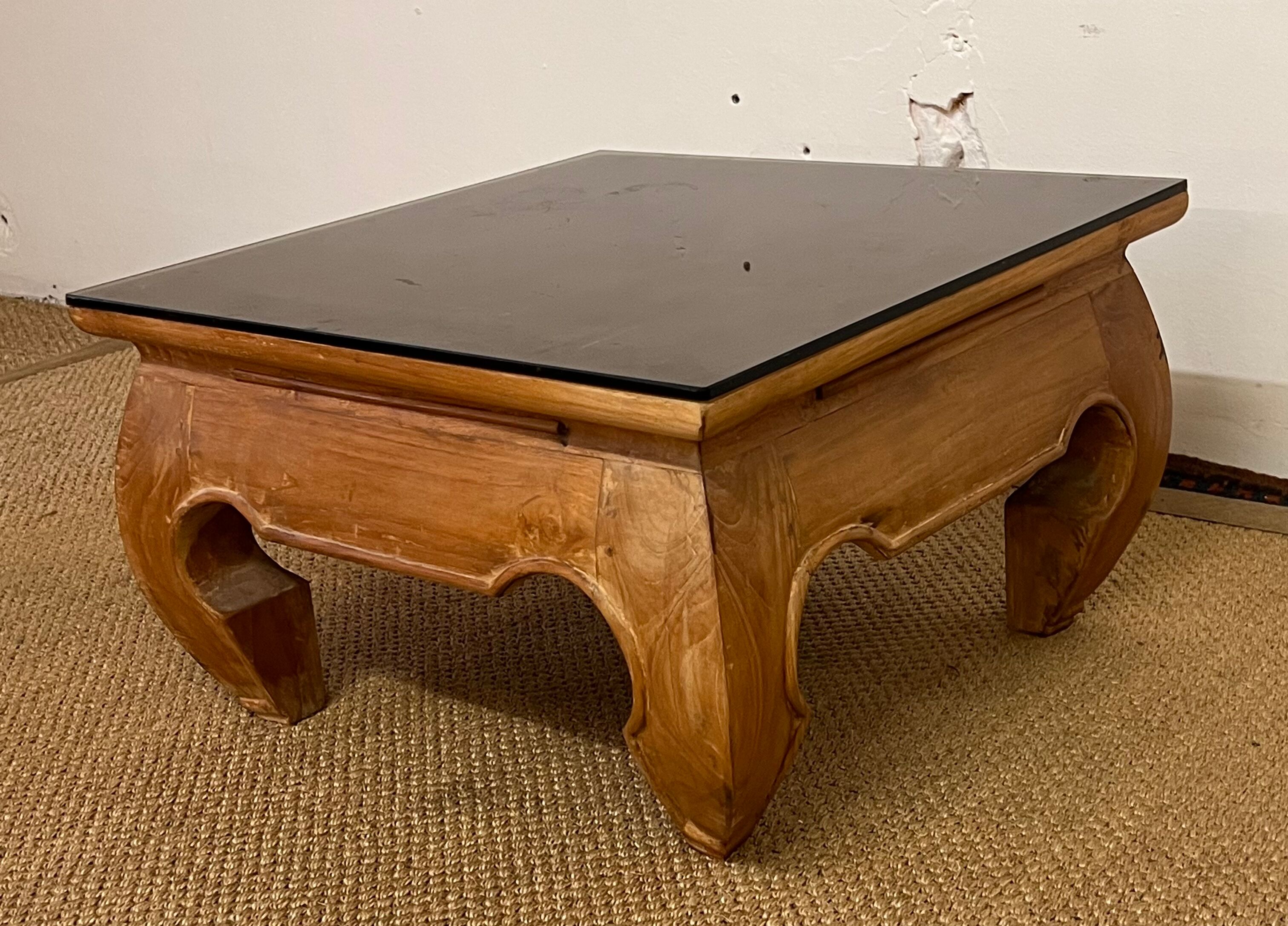 Opium coffee table