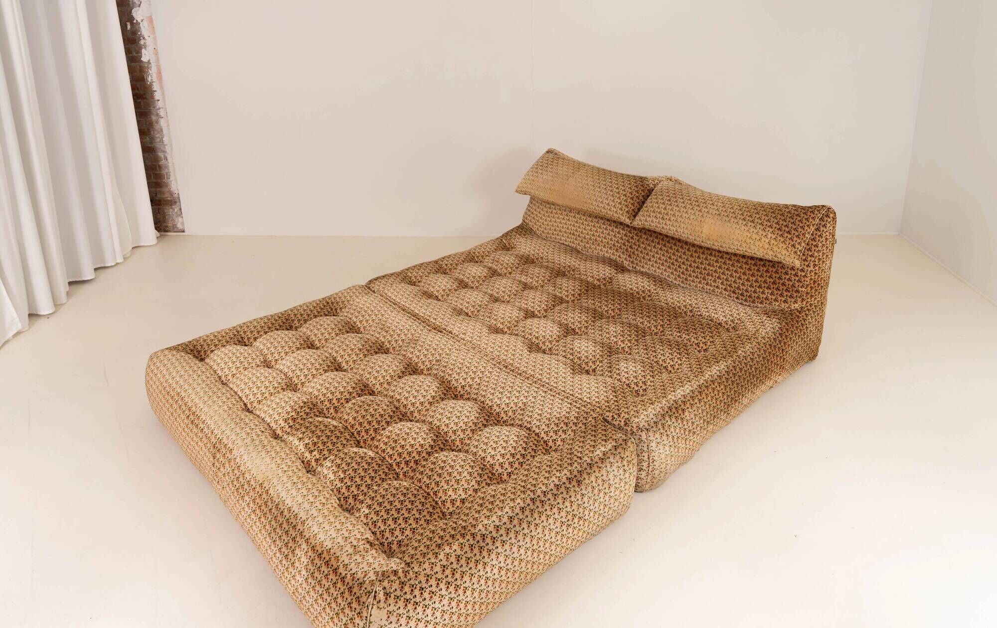 Vintage Bamboletto Daybed by Mario Bellini for B&B Italia, 1975 — Signed, Original Upholstery