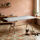 Table basse en bronze avec plateau en pierre, Italie, XXe siècle