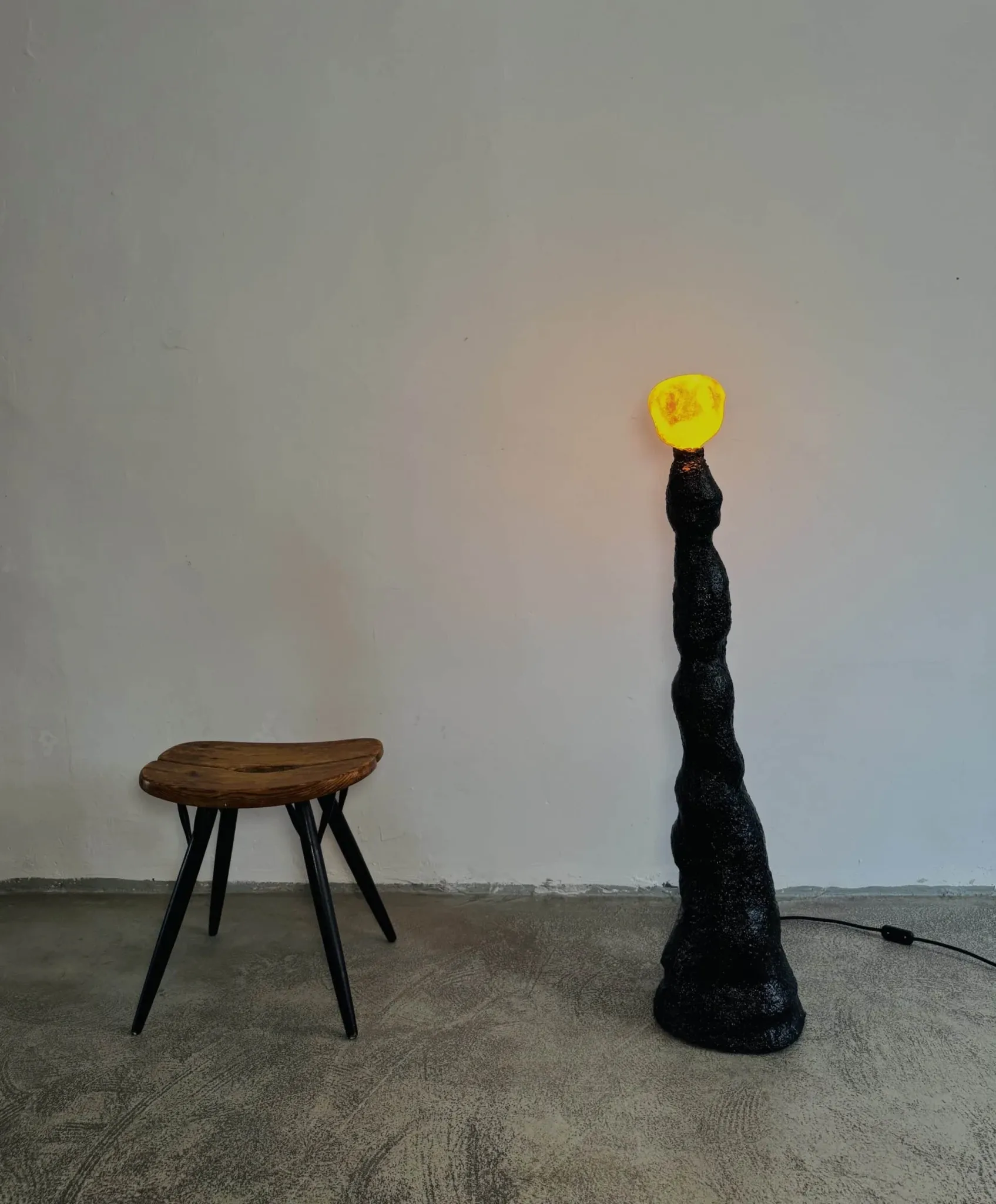 Lampe de sol Black Meteor par Jonathan Bocca pour Job Studio, Italie, 2023