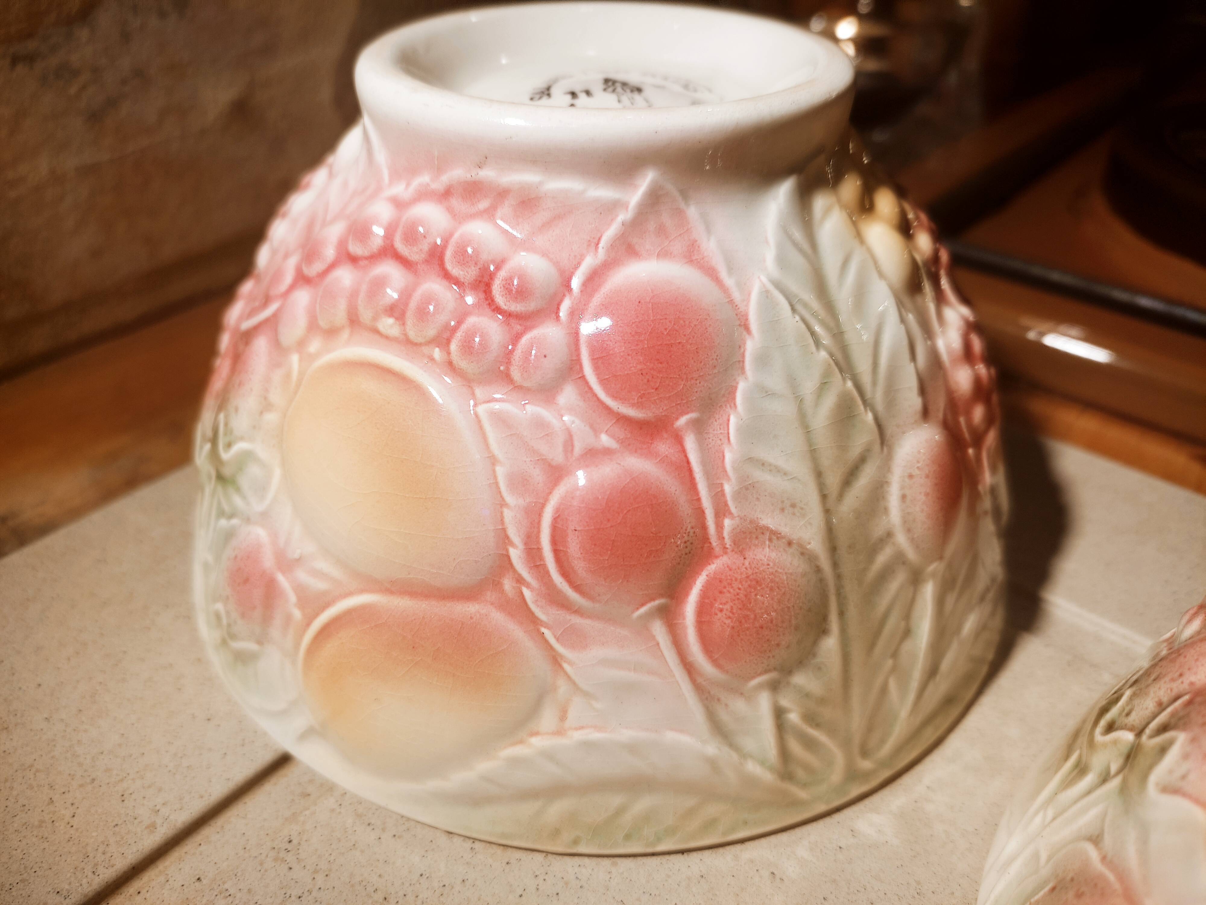 Duo of slurry bowls by Salins