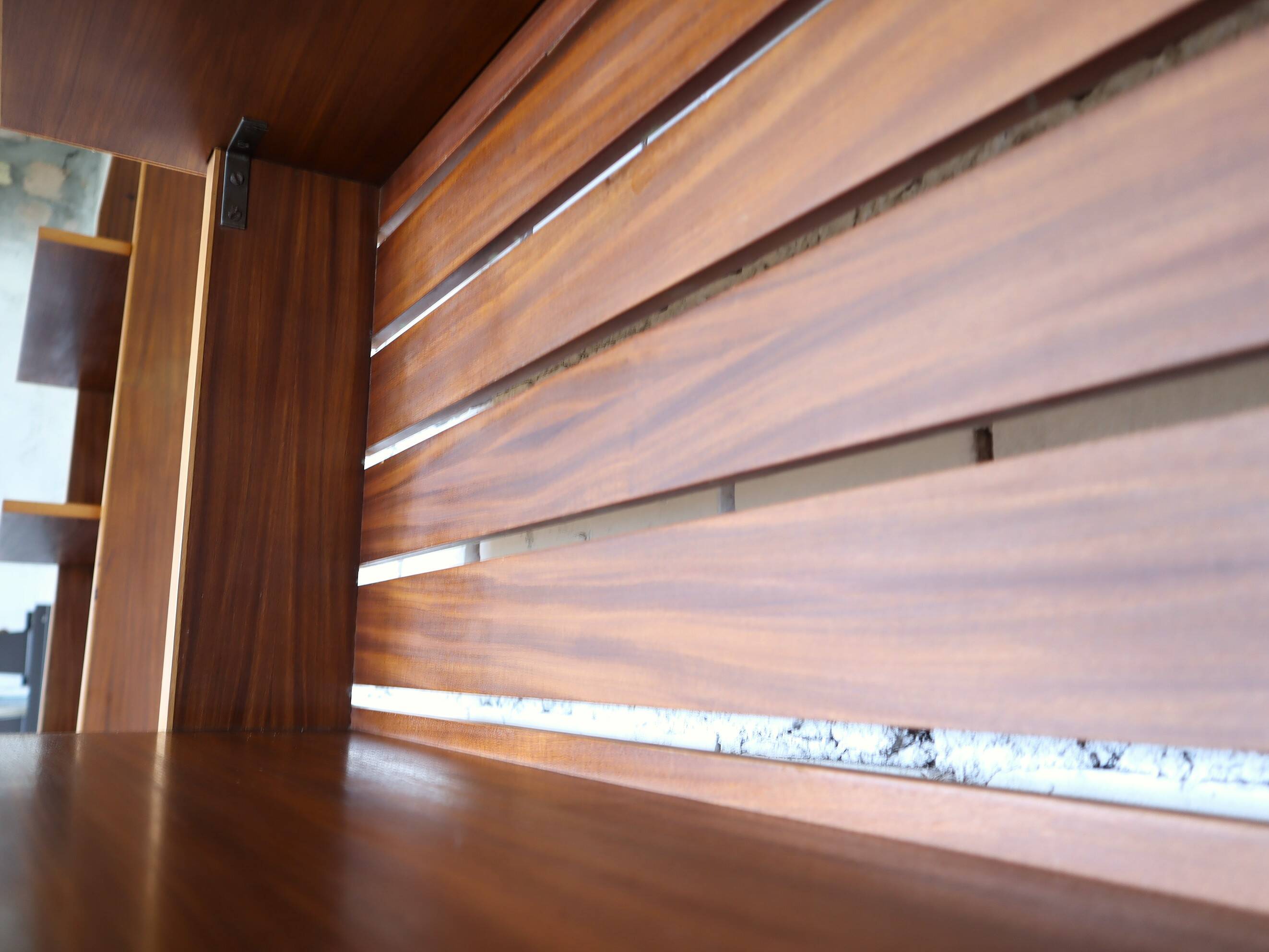 1950s Italian mid-century teak floor-to-ceiling wall unit