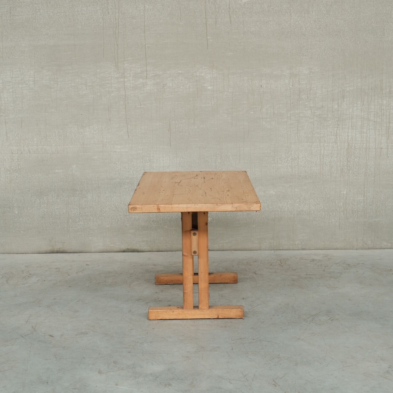 Charlotte Perriand mid-century french les Arcs dining table