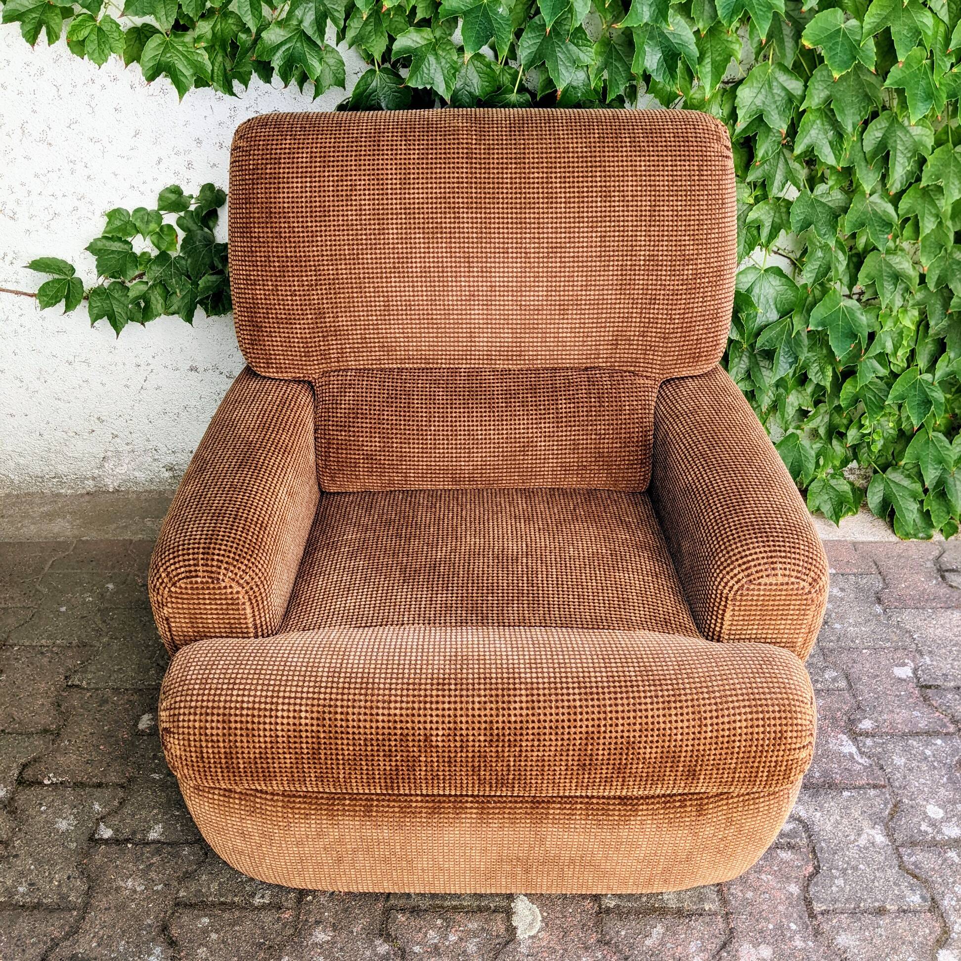 Corduroy armchair 70s