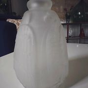 Art deco vase in pressed glass molded eagle
