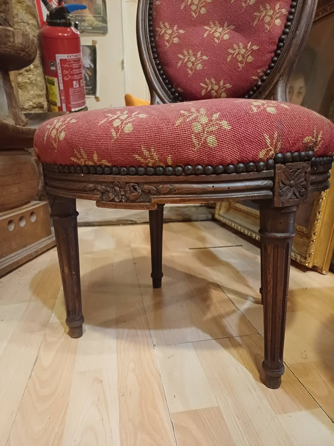 Paire De petite chaise d'appoint, époque Louis 16, 18 eme