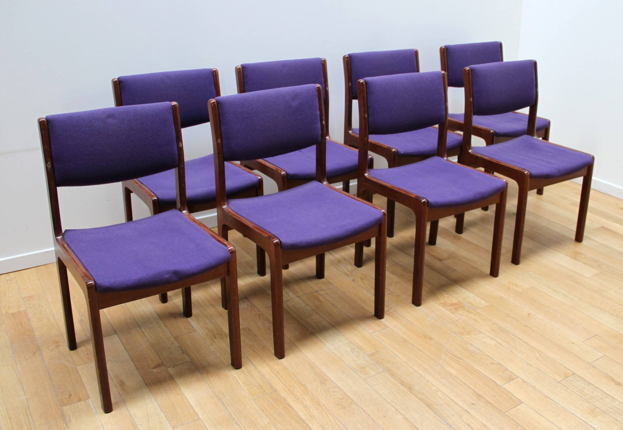 Vintage dining chair