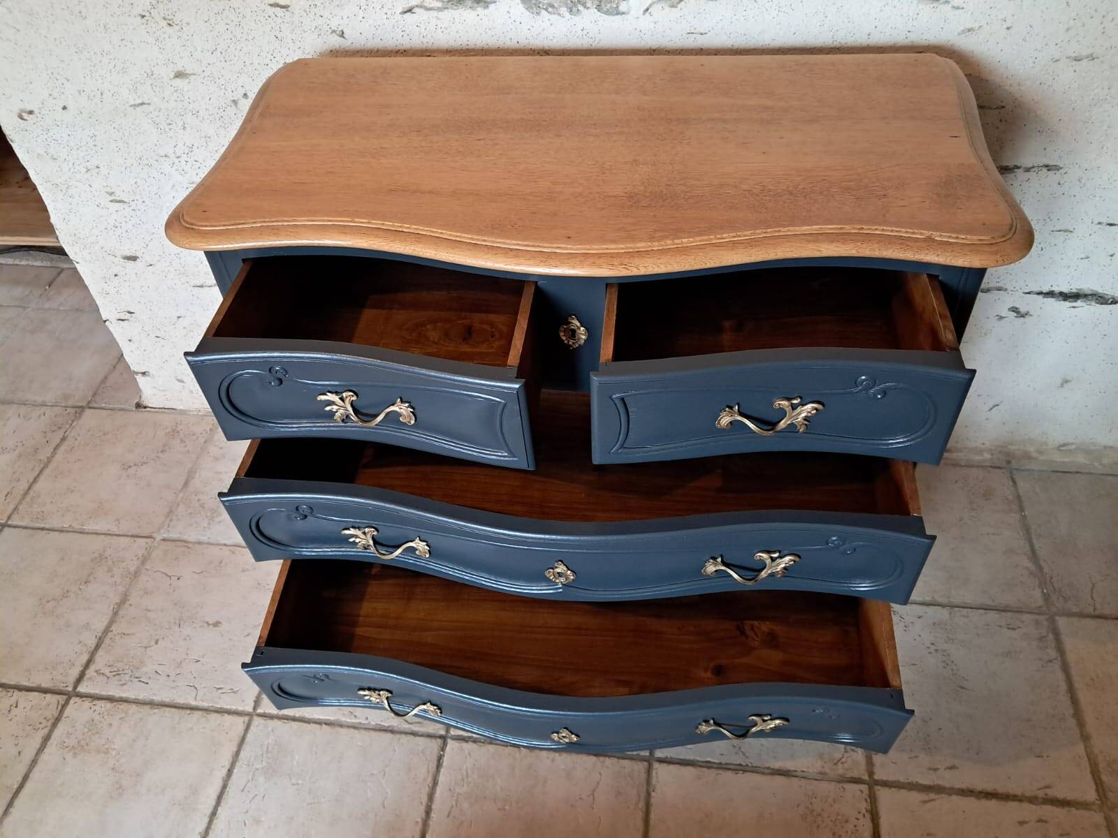 Louis XV style chest of drawers