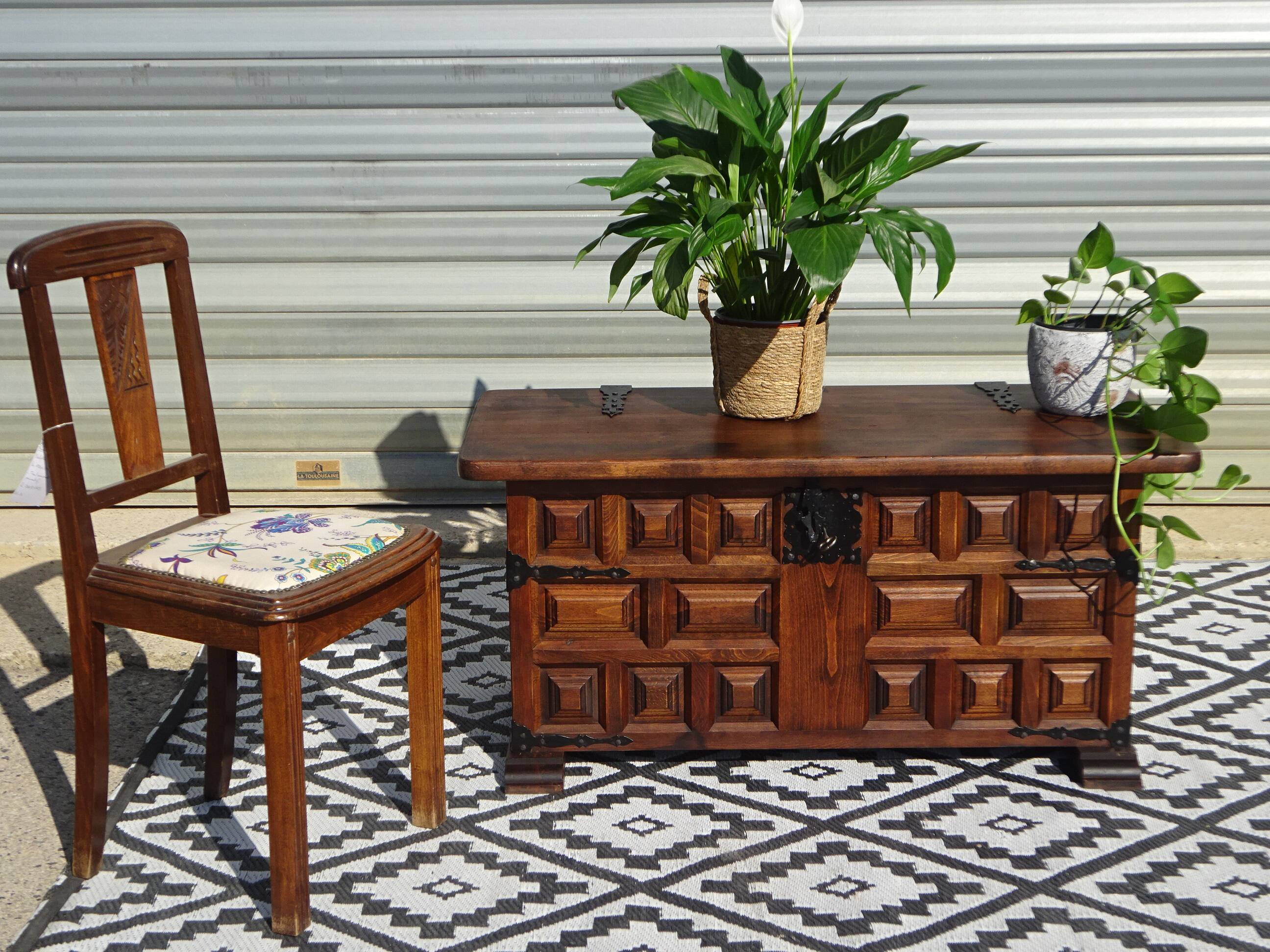 Tuscan chest in solid wood, Argudo Navarro, Spain