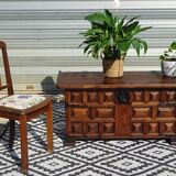 Tuscan chest in solid wood, Argudo Navarro, Spain
