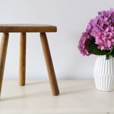 Farm tripod stool