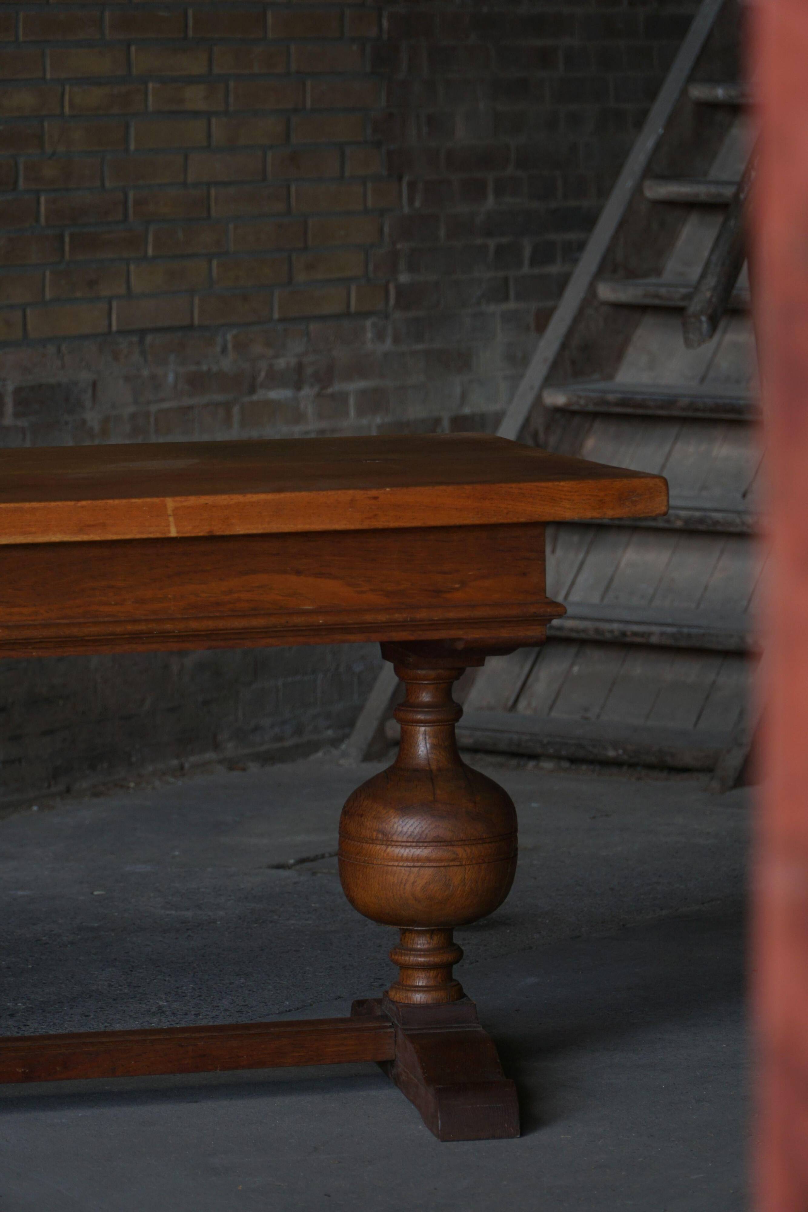 Baroque writing desk from the 1920s in solid oak, by a Danish cabinetmaker.