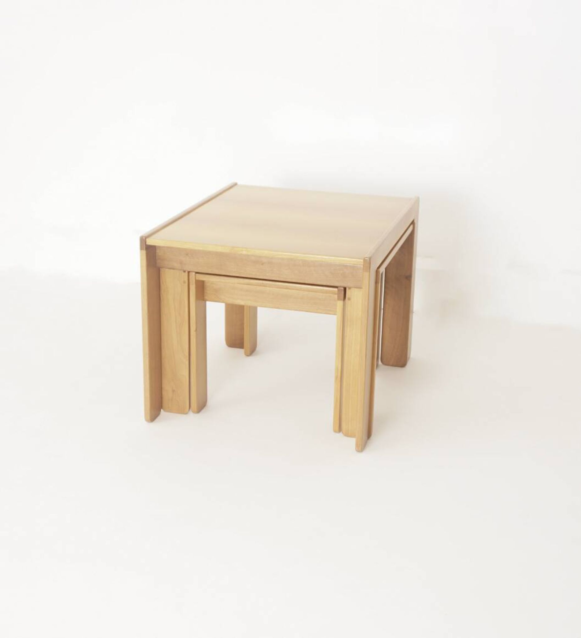 Nest of tables ‘777’ by Afra and Tobia Scarpa for Cassina, 1960