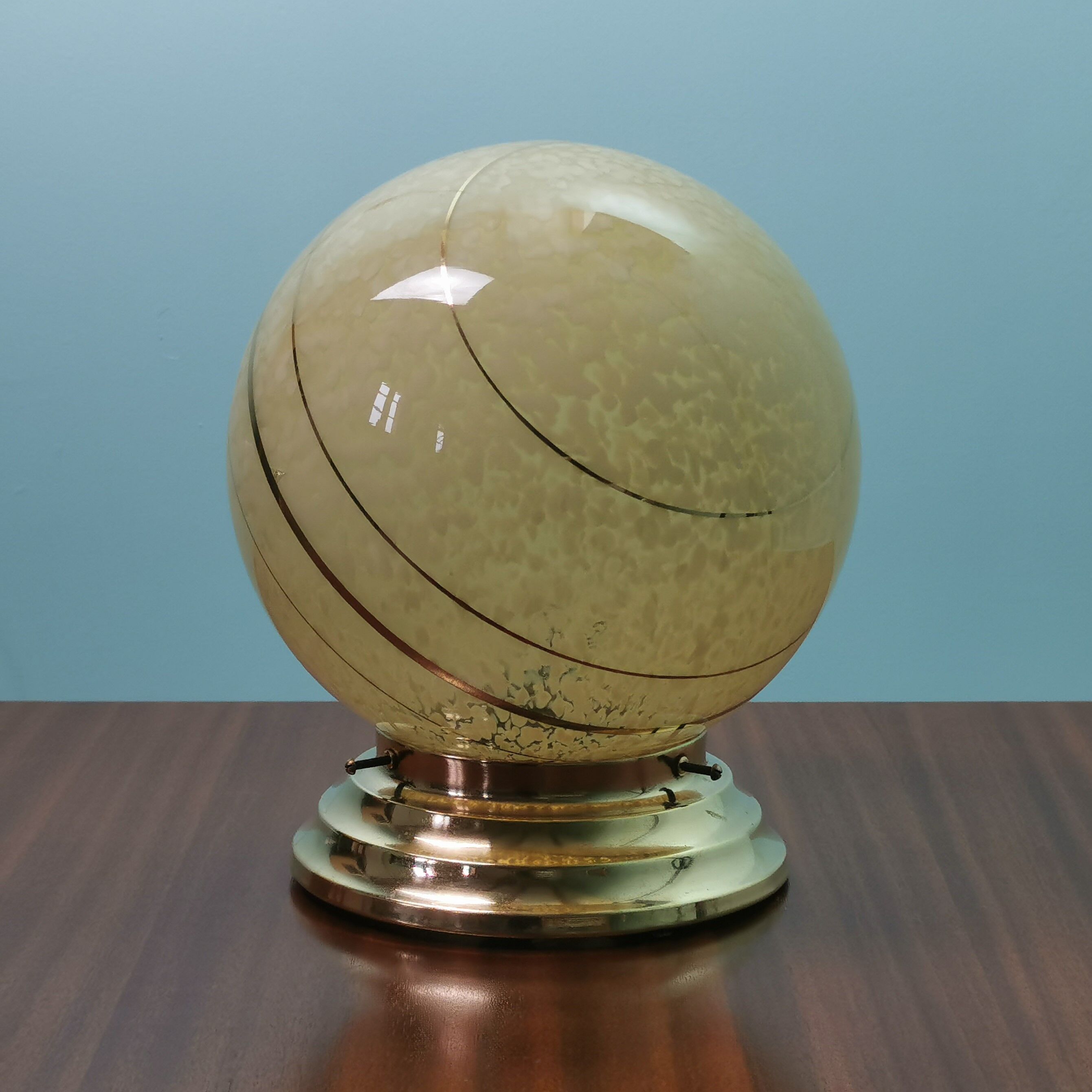 Clichy glass ceiling