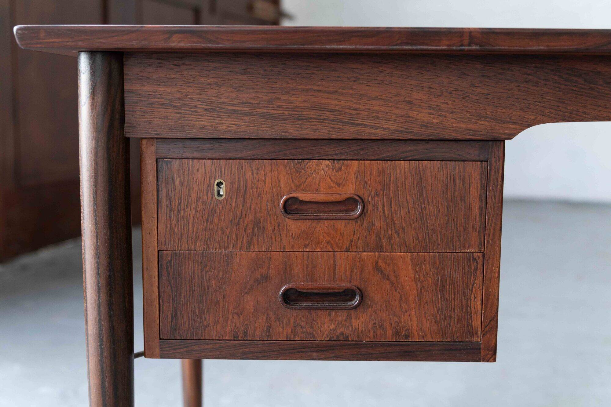 Writing desk designed by Arne Vodder