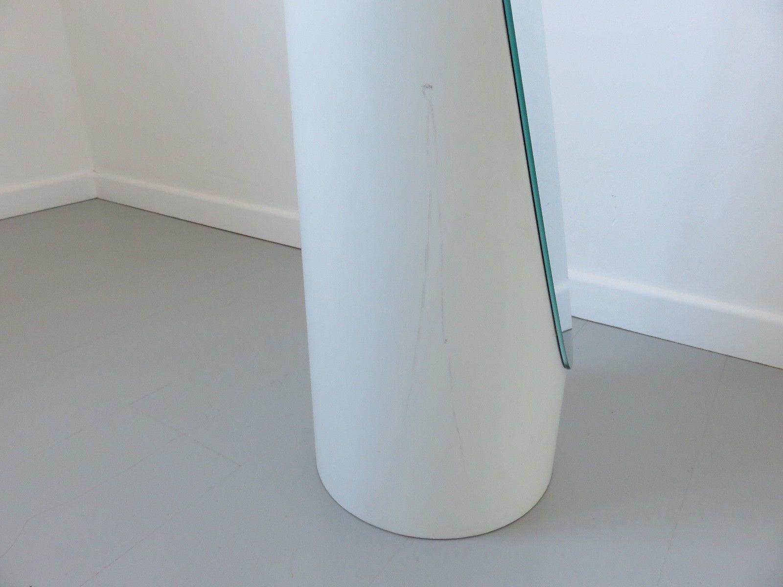 Mirror "Lipstick" resin 70s